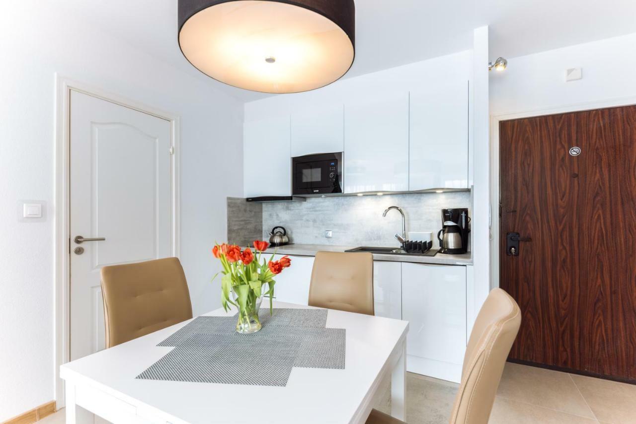 Apartamenty Navigator-Port Колобжег Екстер'єр фото
