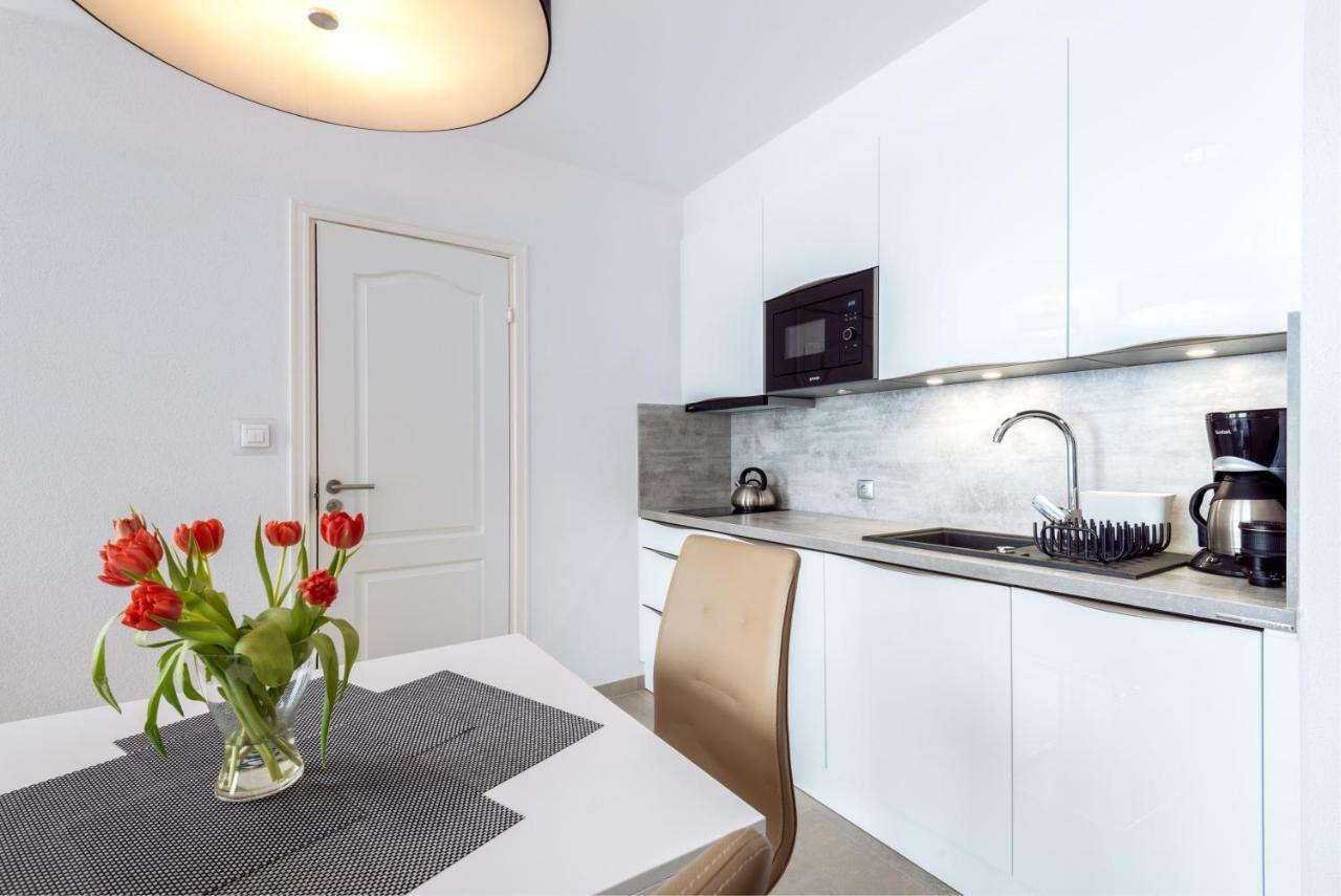 Apartamenty Navigator-Port Колобжег Екстер'єр фото